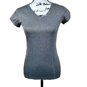 90 degree by reflex  gray top short sleeve V neckline size XS yoga gym workout